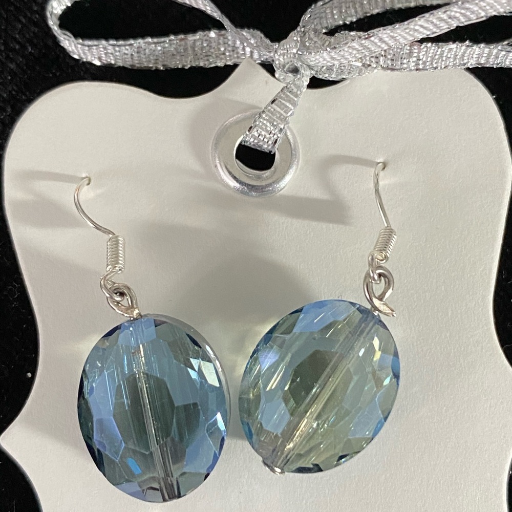 ꨄ 𝑅𝑜𝑚𝑎𝑛𝑡𝑖𝑐 𝐸𝑎𝑟𝑟𝑖𝑛𝑔𝑠 ꨄ